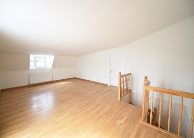 Sağnak Apartmanı